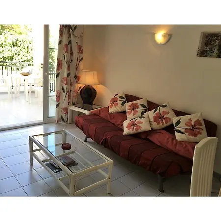 Apartment House Fanabe *